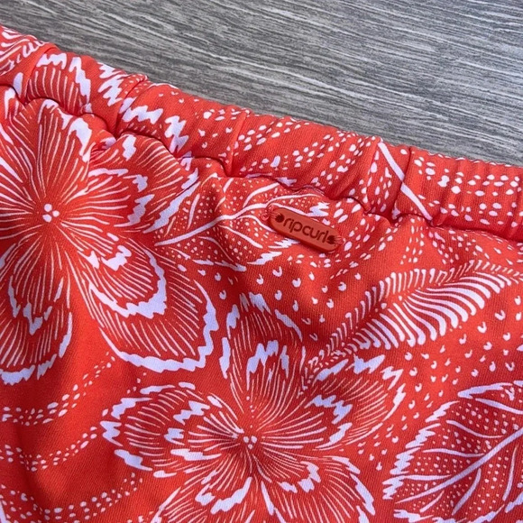 Rip Curl Rio Floral Balconette & Skimpy Bottoms, hot orange - Picture 13 of 16